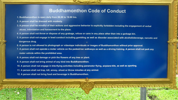 rules-for-buddhamonthon Buddhamonthon in Nakhon Pathom