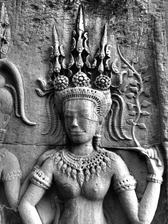 statue-angkor-wat