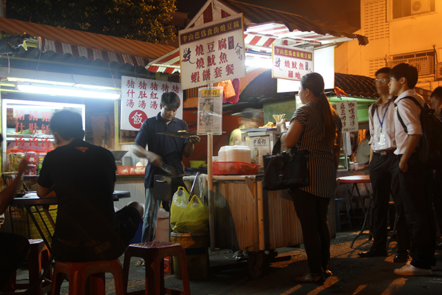 Pudu Hawker Street in Kuala Lumpur, Malaysia Pudu Hawker Street in Kuala Lumpur, Malaysia
